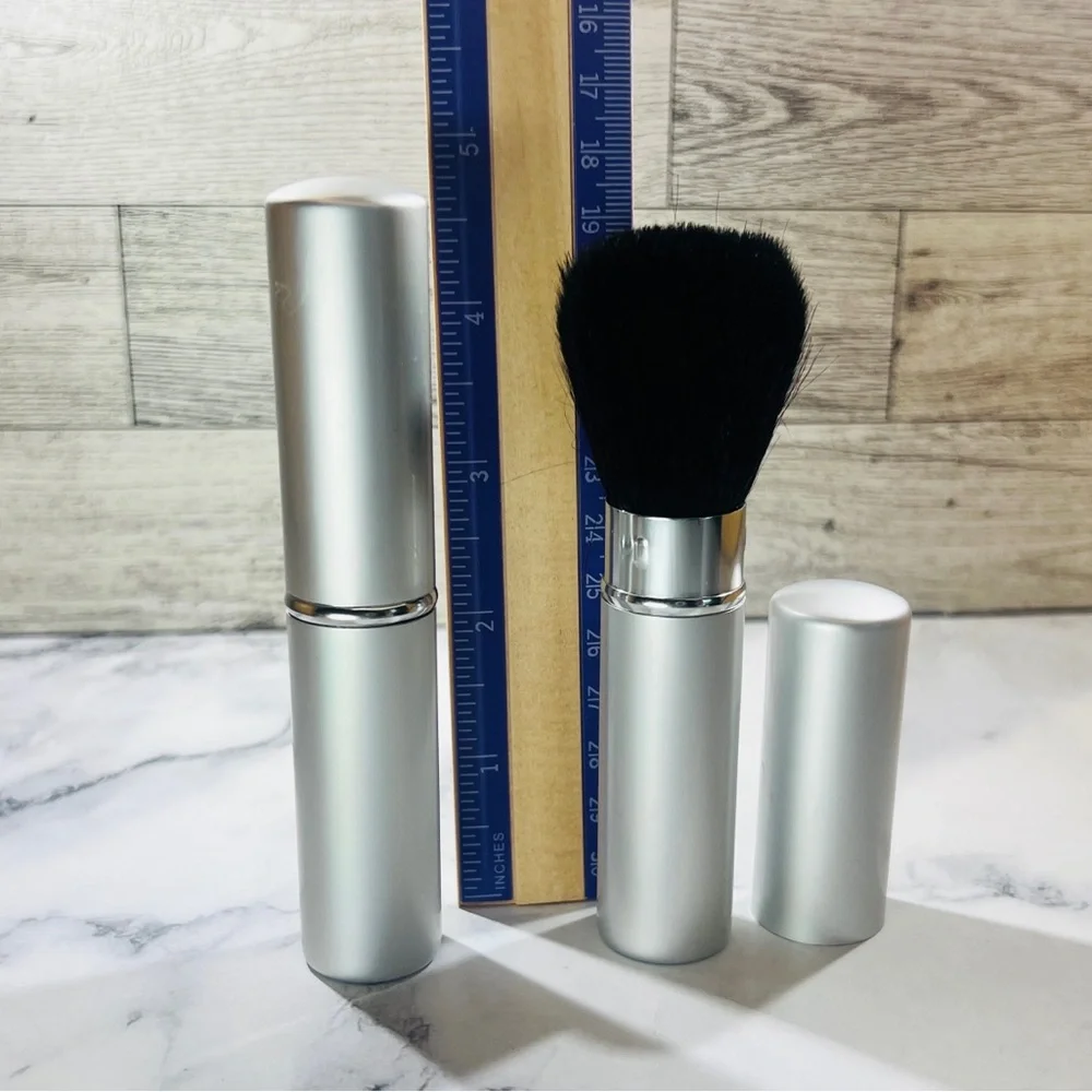 MakeUp Brush Cleaner Soap Kit - Travel Bag with Brush, Soap and Cleaner Tin